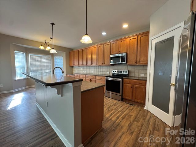 4102 Barclay Forest Drive, Charlotte, NC 28213