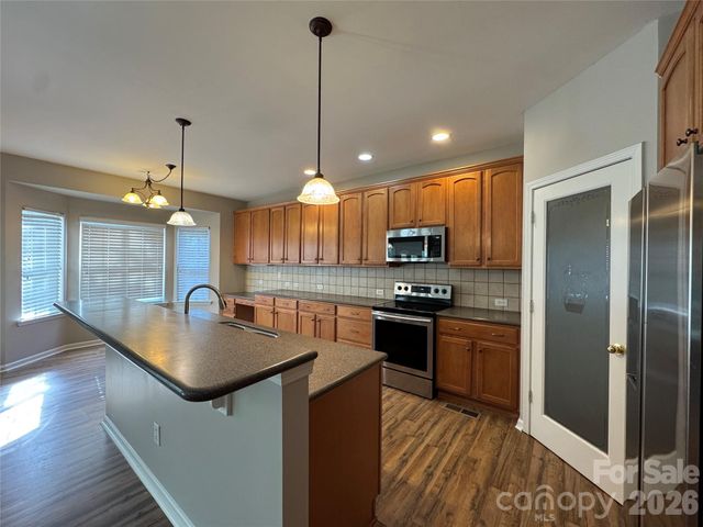 4102 Barclay Forest Drive, Charlotte, NC 28213