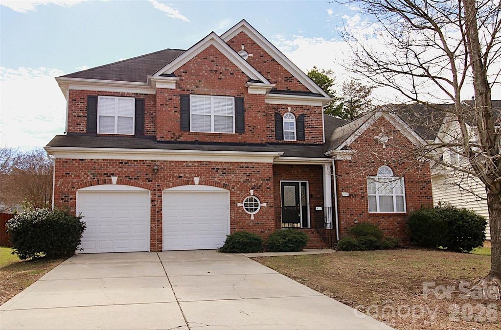 4102 Barclay Forest Drive, Charlotte, NC 28213