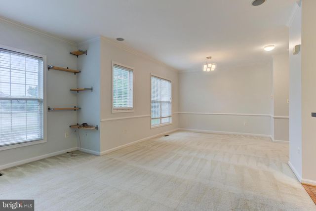 2504 LOGAN WOOD DR, Herndon, VA 20171