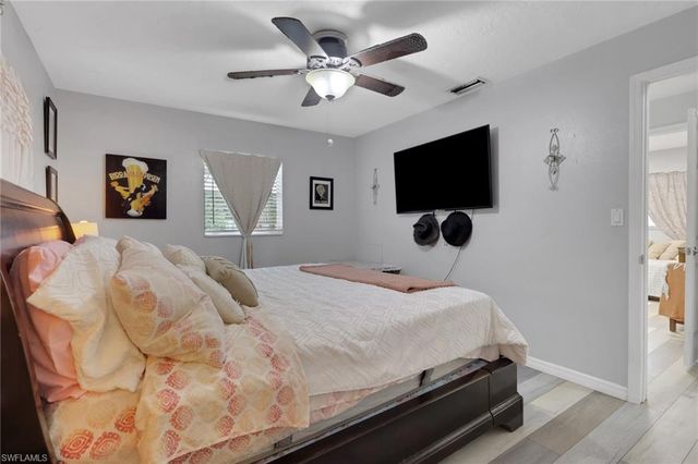12207 De Moya DR, Fort Myers, FL 33905