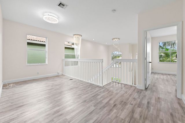 6657 Lurais Drive, Lake Worth, FL 33463