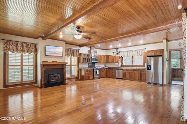 86 Hidden Hills Lake Road, Arnaudville, LA 70512