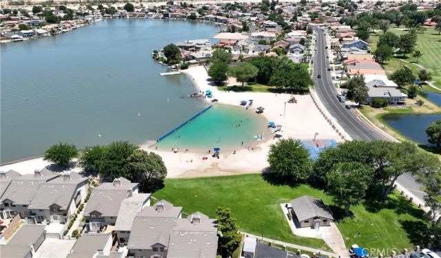 18965 Shetland Road, Apple Valley, CA 92308