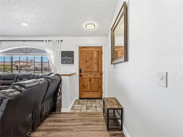 18965 Shetland Road, Apple Valley, CA 92308