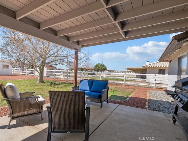 18965 Shetland Road, Apple Valley, CA 92308