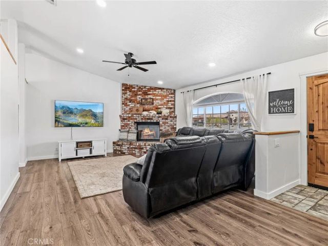 18965 Shetland Road, Apple Valley, CA 92308