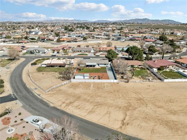 18965 Shetland Road, Apple Valley, CA 92308