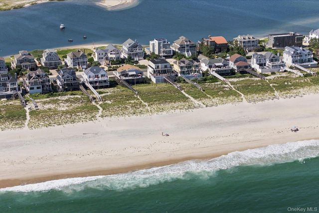 717 Dune Road, Westhampton Dunes, NY 11978