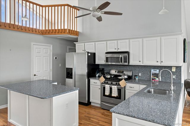 717 Dune Road, Westhampton Dunes, NY 11978