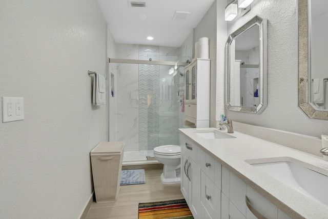 5750 Parkwalk Circle E, Boynton Beach, FL 33472