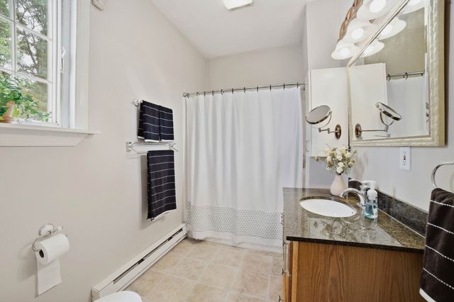 550 Sunderland Road, Worcester, MA 01604