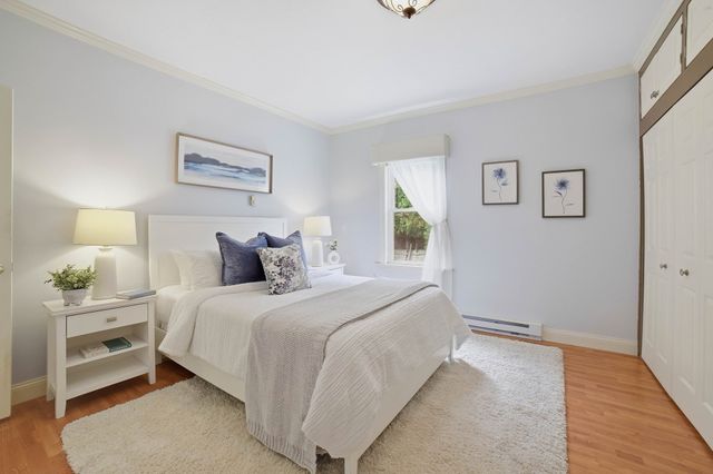 550 Sunderland Road, Worcester, MA 01604