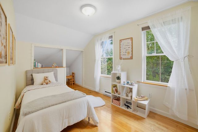 550 Sunderland Road, Worcester, MA 01604