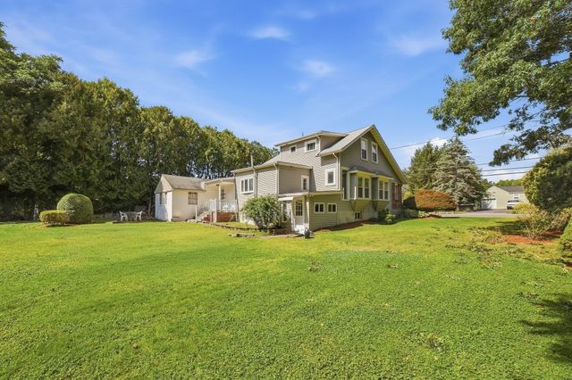 550 Sunderland Road, Worcester, MA 01604