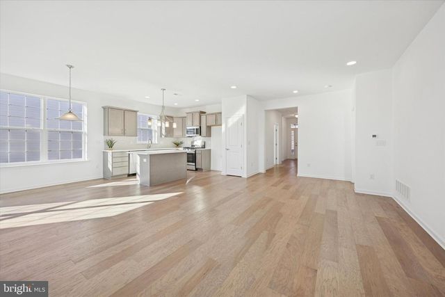 3644 CASTLETON DR, Williamstown, NJ 08094