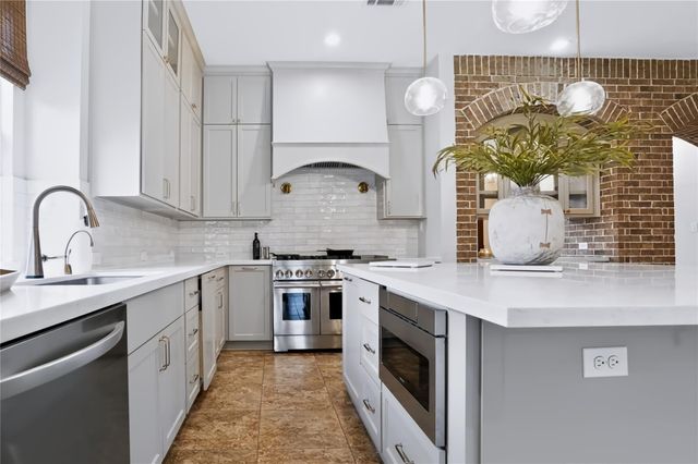 19502 N Comal River Drive, Cypress, TX 77433