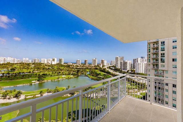 19501 W Country Club Dr 1903, Aventura, FL 33180