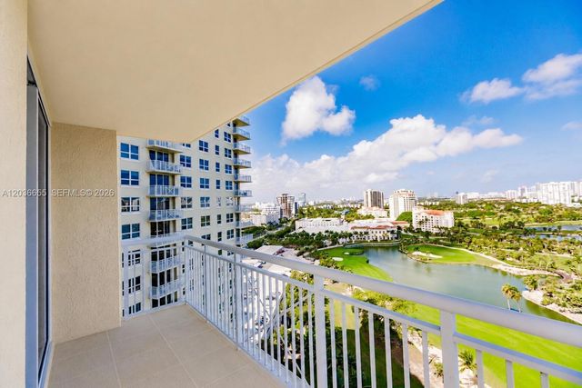 19501 W Country Club Dr 1903, Aventura, FL 33180