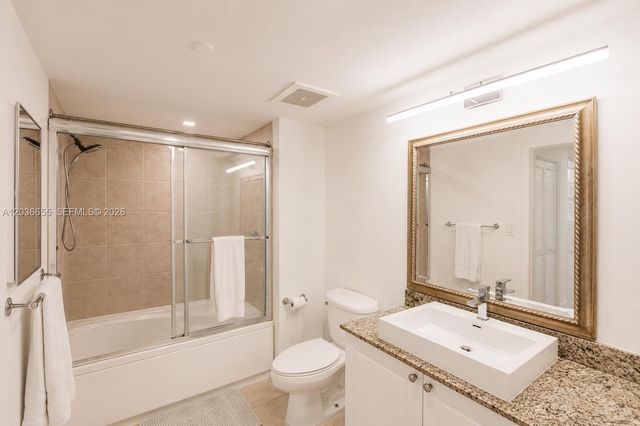 19501 W Country Club Dr 1903, Aventura, FL 33180