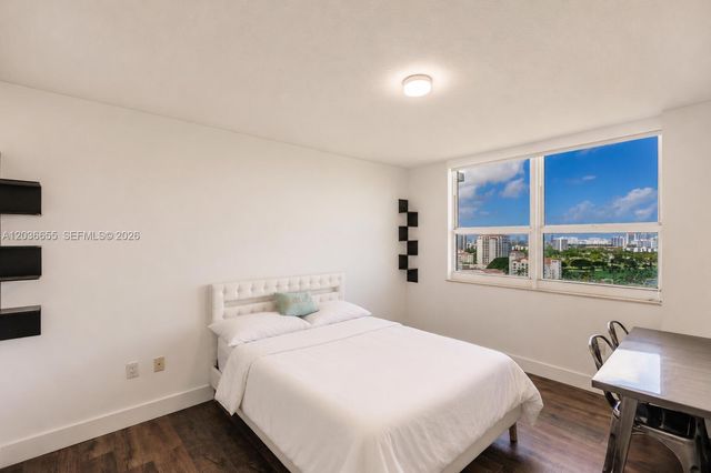 19501 W Country Club Dr 1903, Aventura, FL 33180