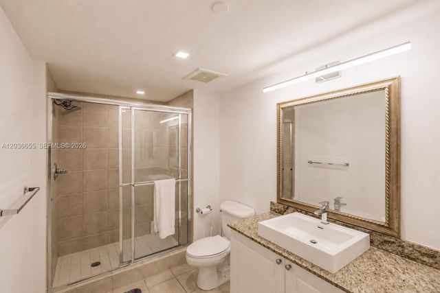 19501 W Country Club Dr 1903, Aventura, FL 33180