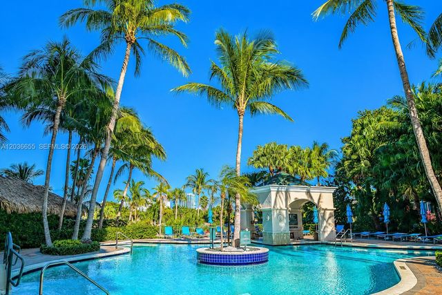 19501 W Country Club Dr 1903, Aventura, FL 33180