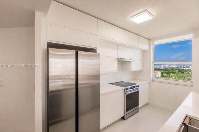 19501 W Country Club Dr 1903, Aventura, FL 33180