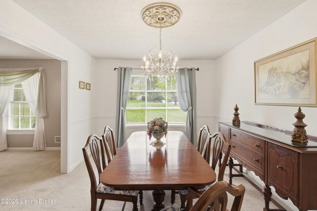 471 Cedar Ridge Rd, Mt Washington, KY 40047