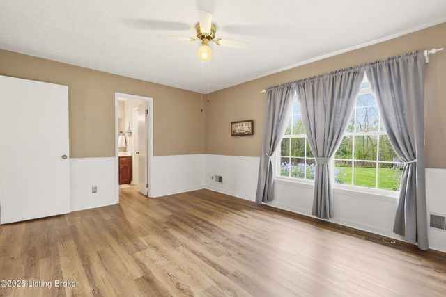 471 Cedar Ridge Rd, Mt Washington, KY 40047