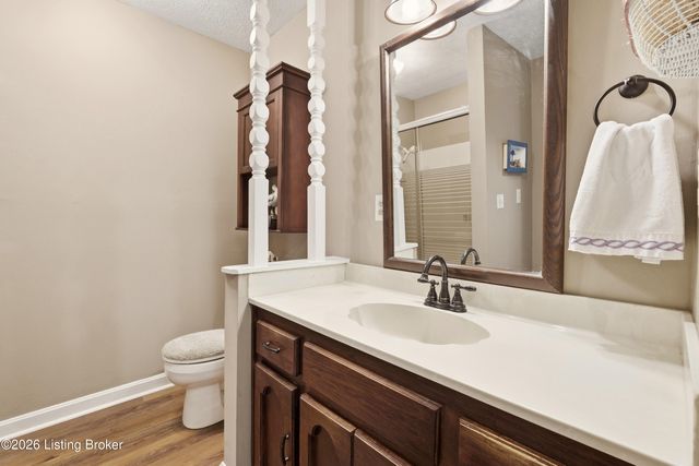 471 Cedar Ridge Rd, Mt Washington, KY 40047