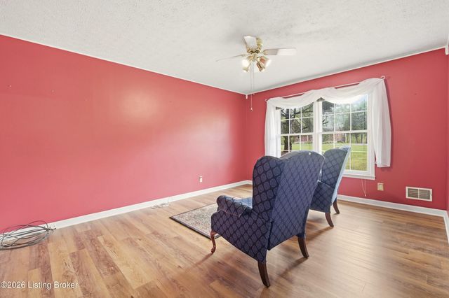 471 Cedar Ridge Rd, Mt Washington, KY 40047