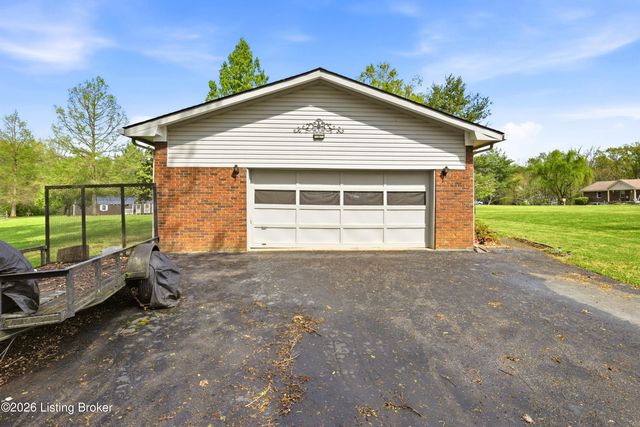 471 Cedar Ridge Rd, Mt Washington, KY 40047