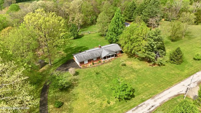 471 Cedar Ridge Rd, Mt Washington, KY 40047