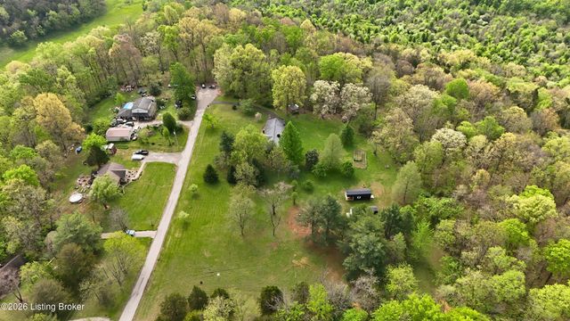 471 Cedar Ridge Rd, Mt Washington, KY 40047