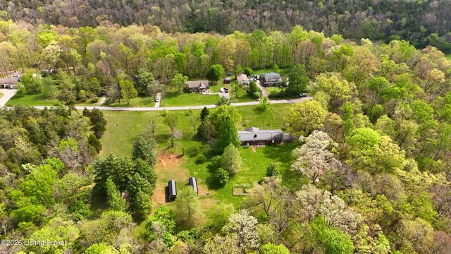 471 Cedar Ridge Rd, Mt Washington, KY 40047
