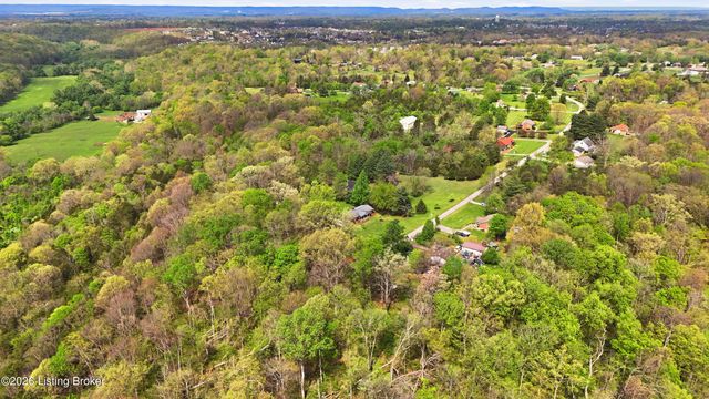 471 Cedar Ridge Rd, Mt Washington, KY 40047