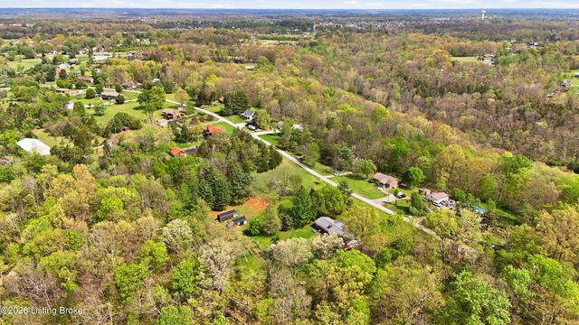 471 Cedar Ridge Rd, Mt Washington, KY 40047