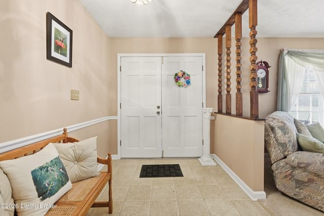 471 Cedar Ridge Rd, Mt Washington, KY 40047