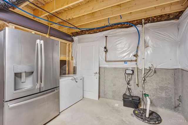 1546 Whitewater Trails Boulevard, Harrison, OH 45030