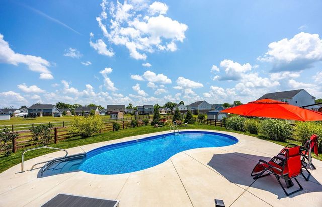 1546 Whitewater Trails Boulevard, Harrison, OH 45030