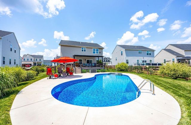 1546 Whitewater Trails Boulevard, Harrison, OH 45030