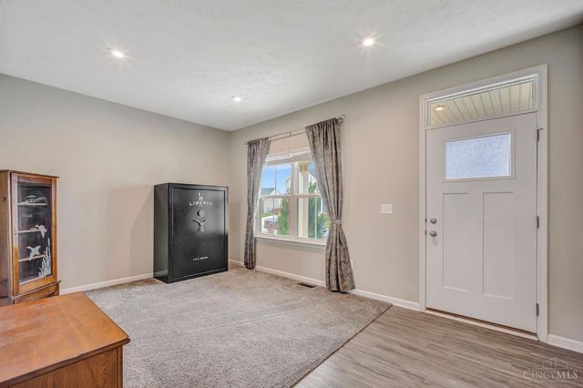 1546 Whitewater Trails Boulevard, Harrison, OH 45030