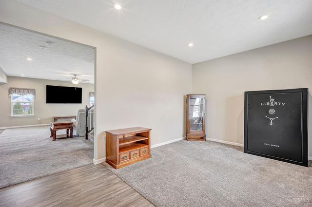 1546 Whitewater Trails Boulevard, Harrison, OH 45030