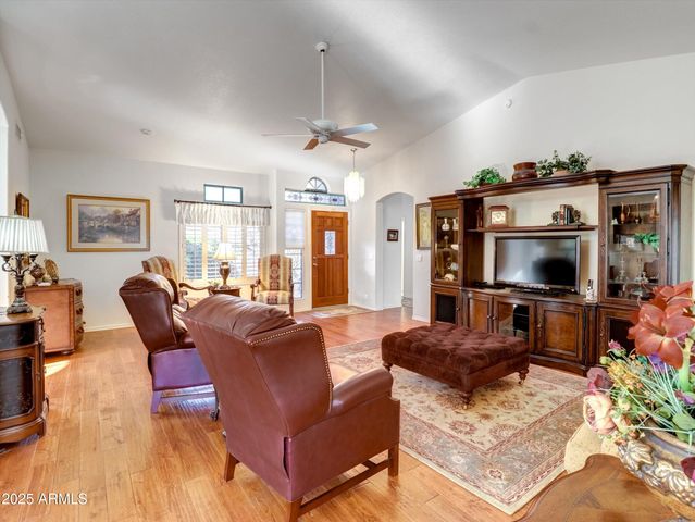 8457 W WESCOTT Drive, Peoria, AZ 85382