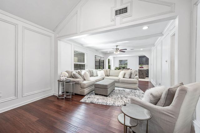 20215 Lake Sherwood Drive, Katy, TX 77450