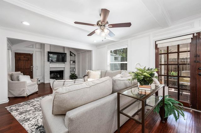 20215 Lake Sherwood Drive, Katy, TX 77450