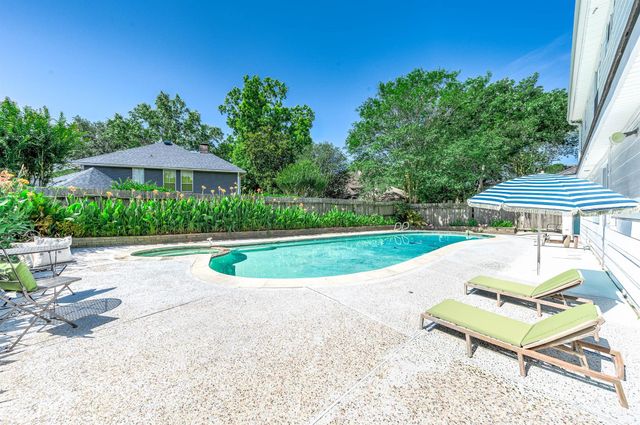 20215 Lake Sherwood Drive, Katy, TX 77450
