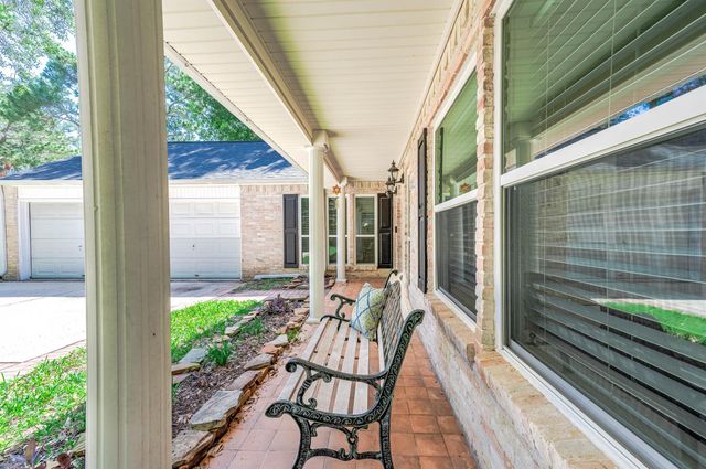 20215 Lake Sherwood Drive, Katy, TX 77450