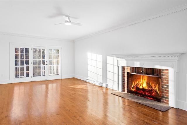 204 Lincoln St, Franklin, MA 02038